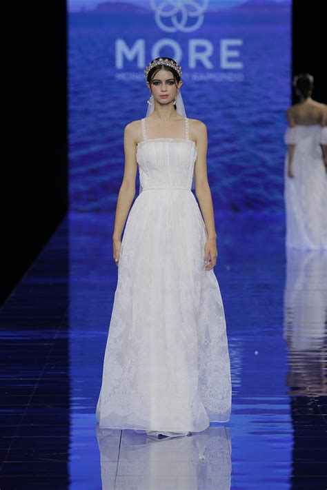 abito da sposa ysl sfilata